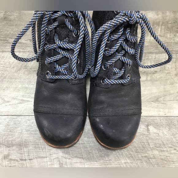 Sorel Women’s NL2264 Black Leather Premium Hidden Wedge Ankle Boots Size 10 - Picture 5 of 11